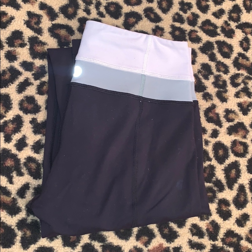 LULULEMON reversible wunder under legging